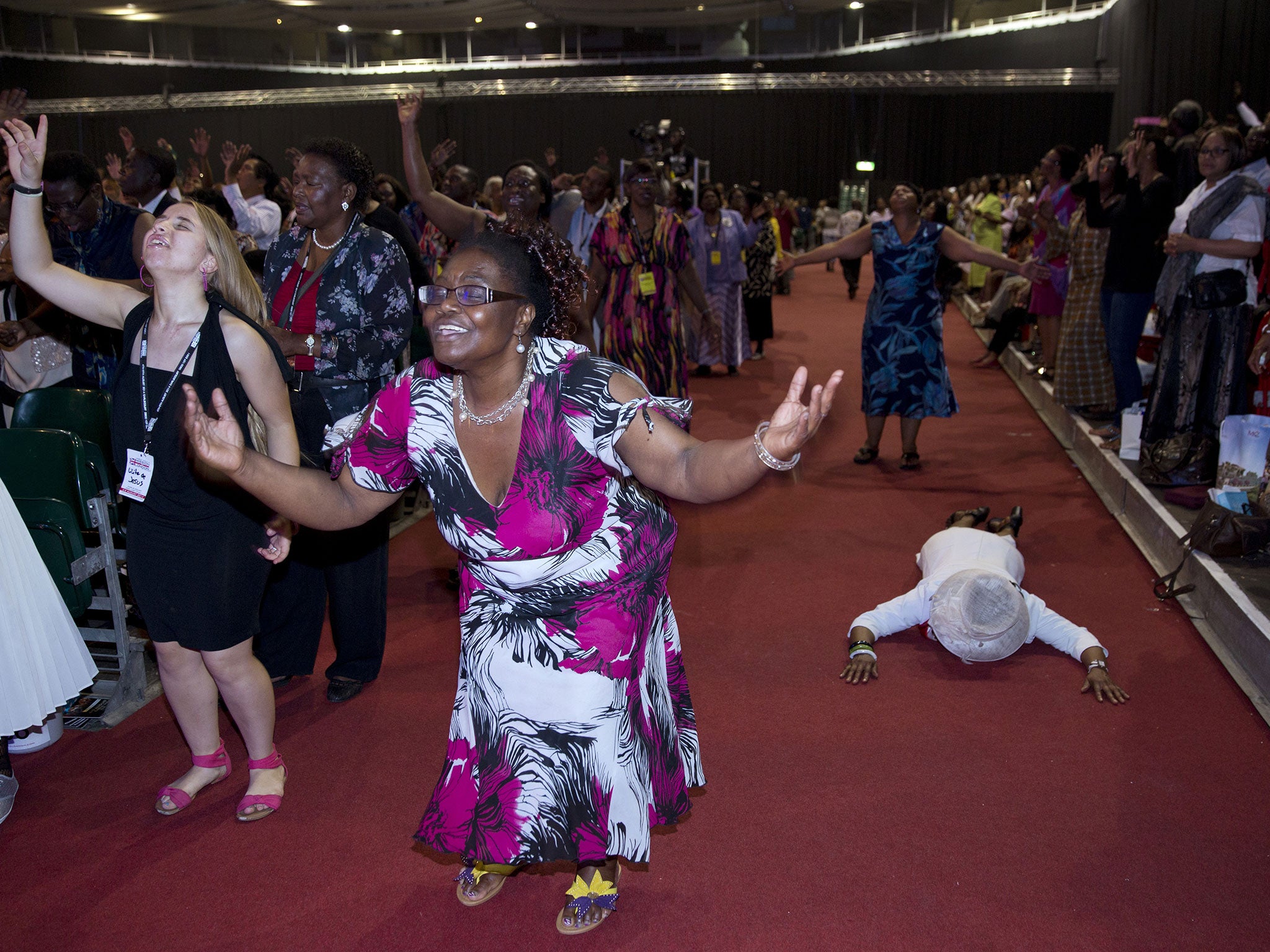 The audience expressing their love for Jesus