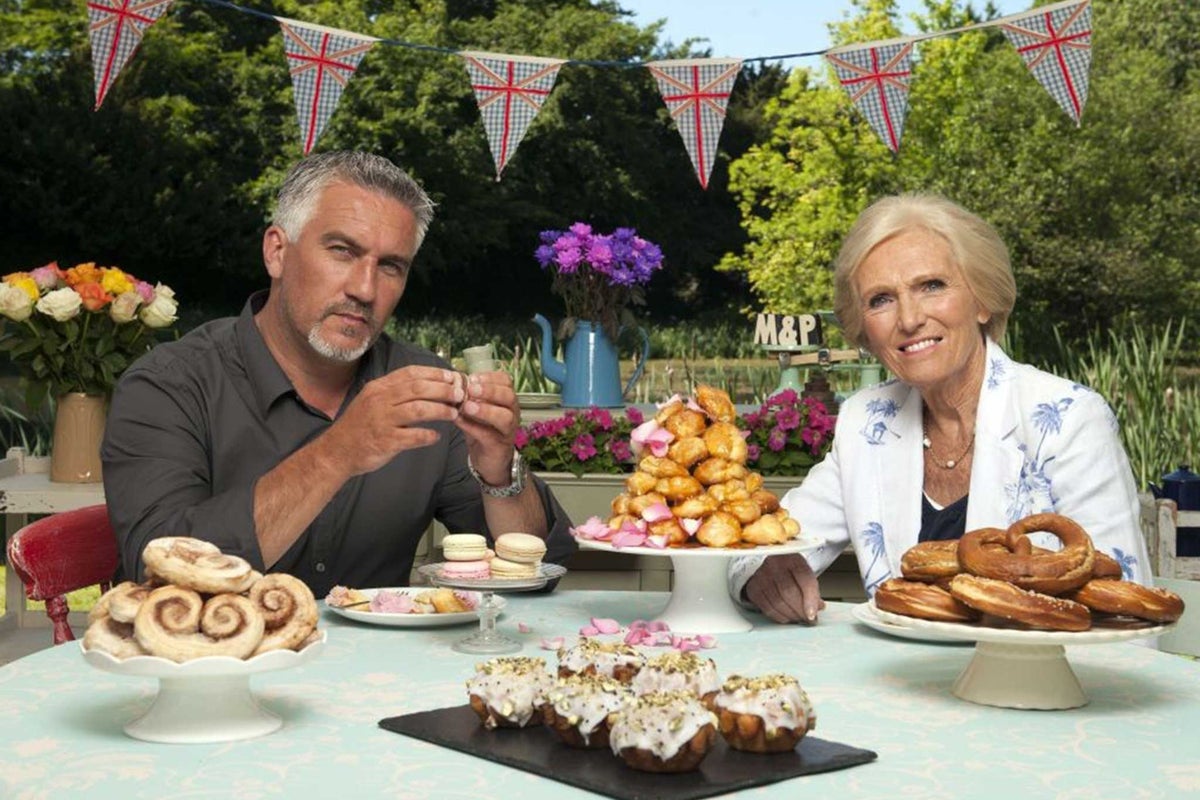 The Great British Bake Off : Company offers to pay someone to watch ...