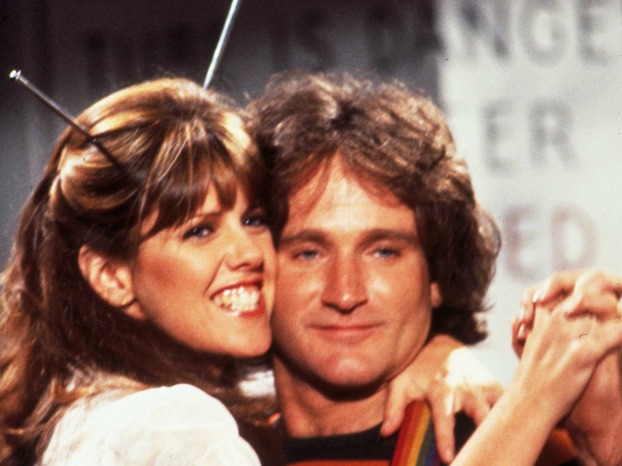 Robin Williams in 1980 with Pam Dawber, his co-star in the Mork and Mindy TV series