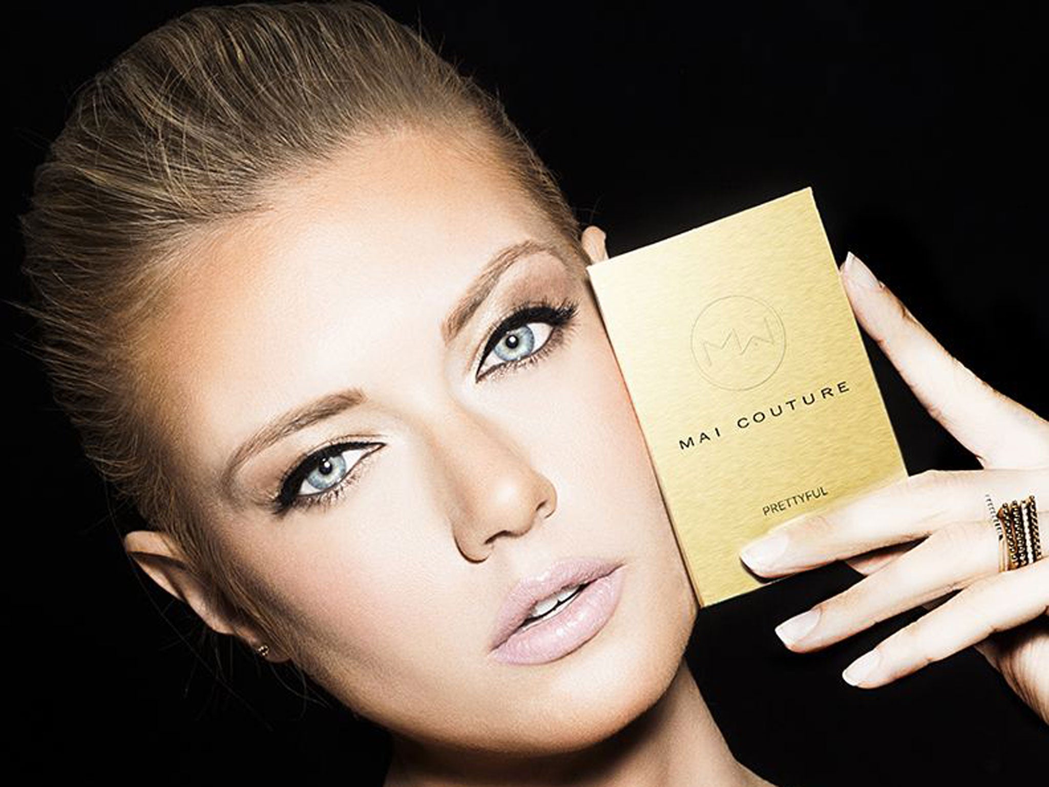 Practical booklets contain powder-infused foundation, blush, highlight and bronzer