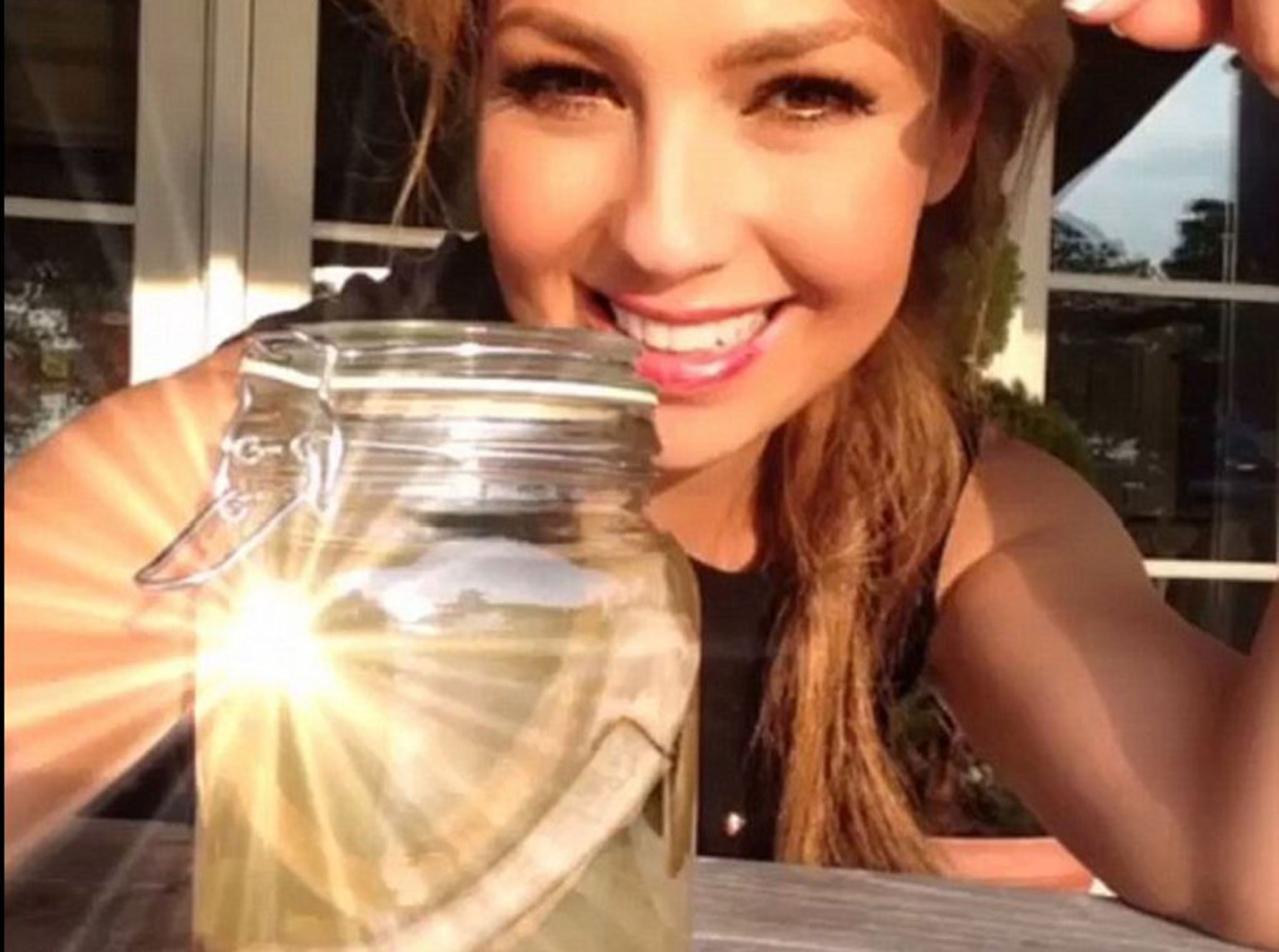 Thalia convinces media that she surgically removed her ribs for a smaller  waist by posing with pickled bones in a jar, The Independent