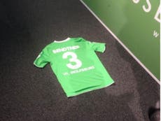 Bendtner joins Wolfsburg