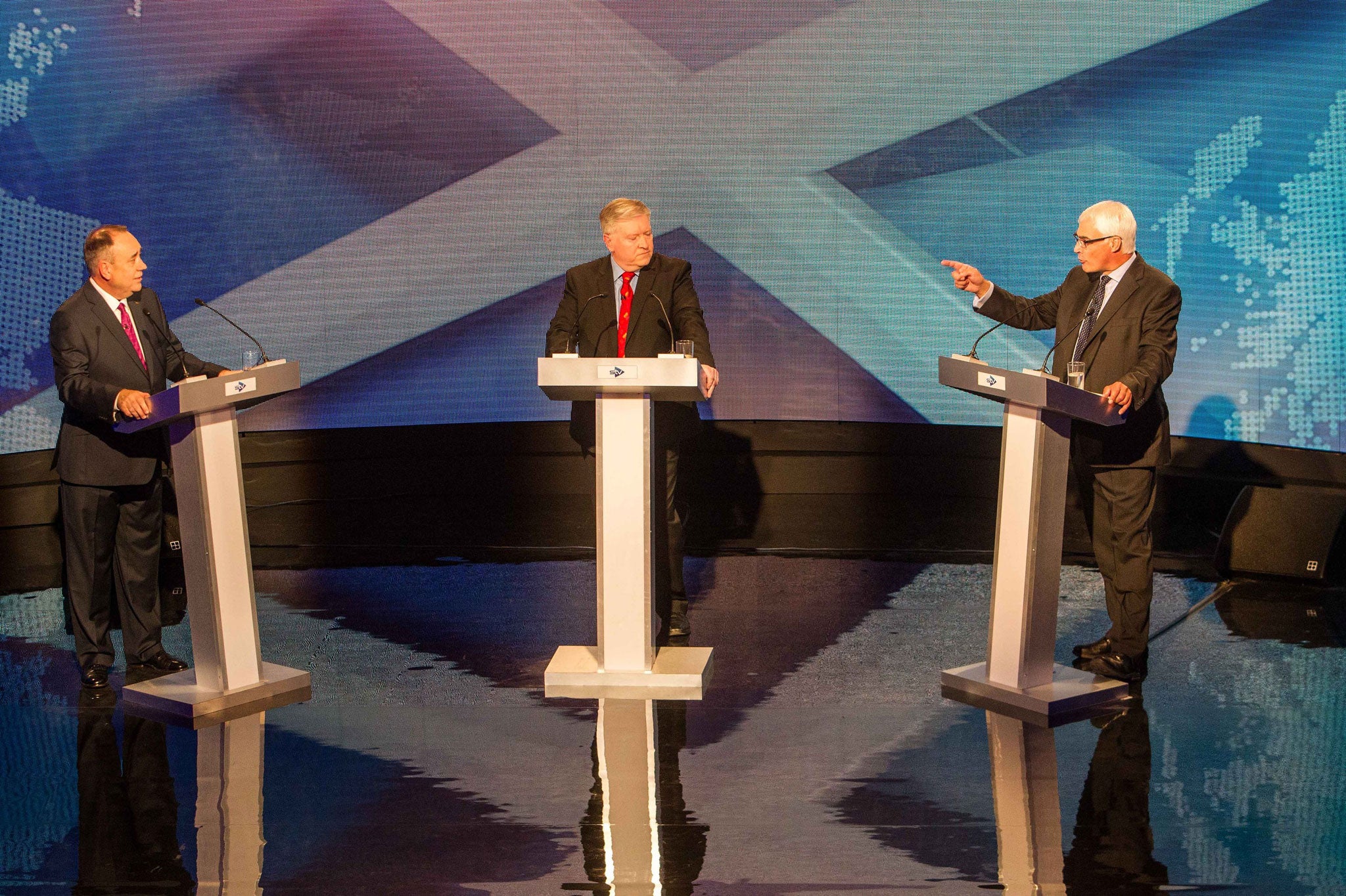 Alex Salmond and Alistair Darling in the first televised debate