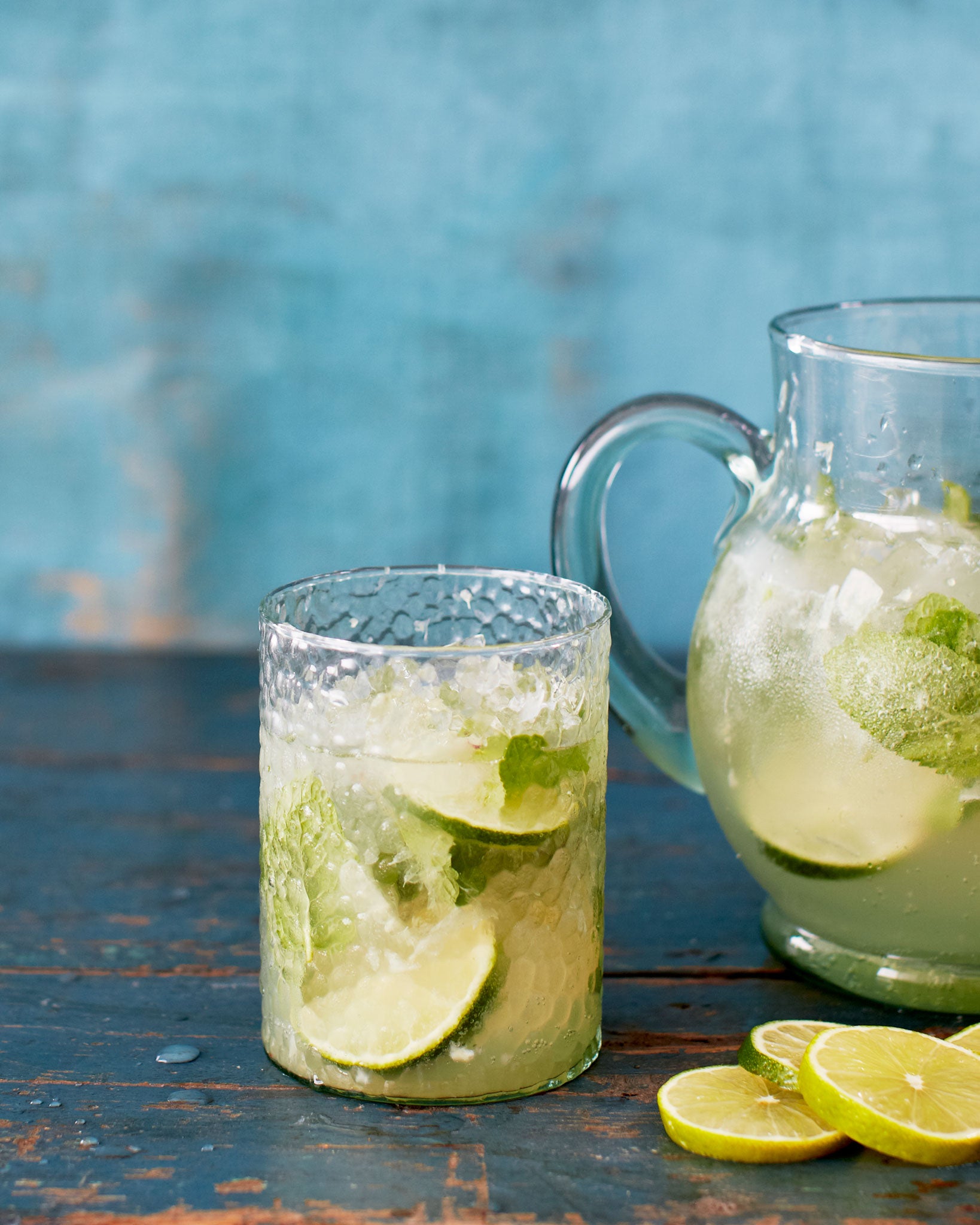 Lime, elderflower and gin cocktail