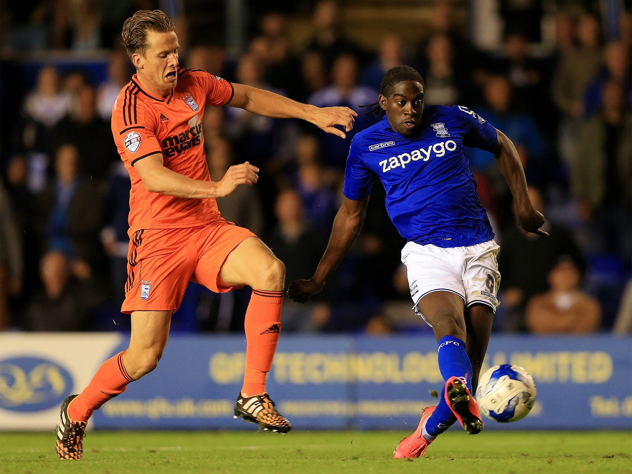 Clayton Donaldson hits the second goal for Birmingham on 63 minutes