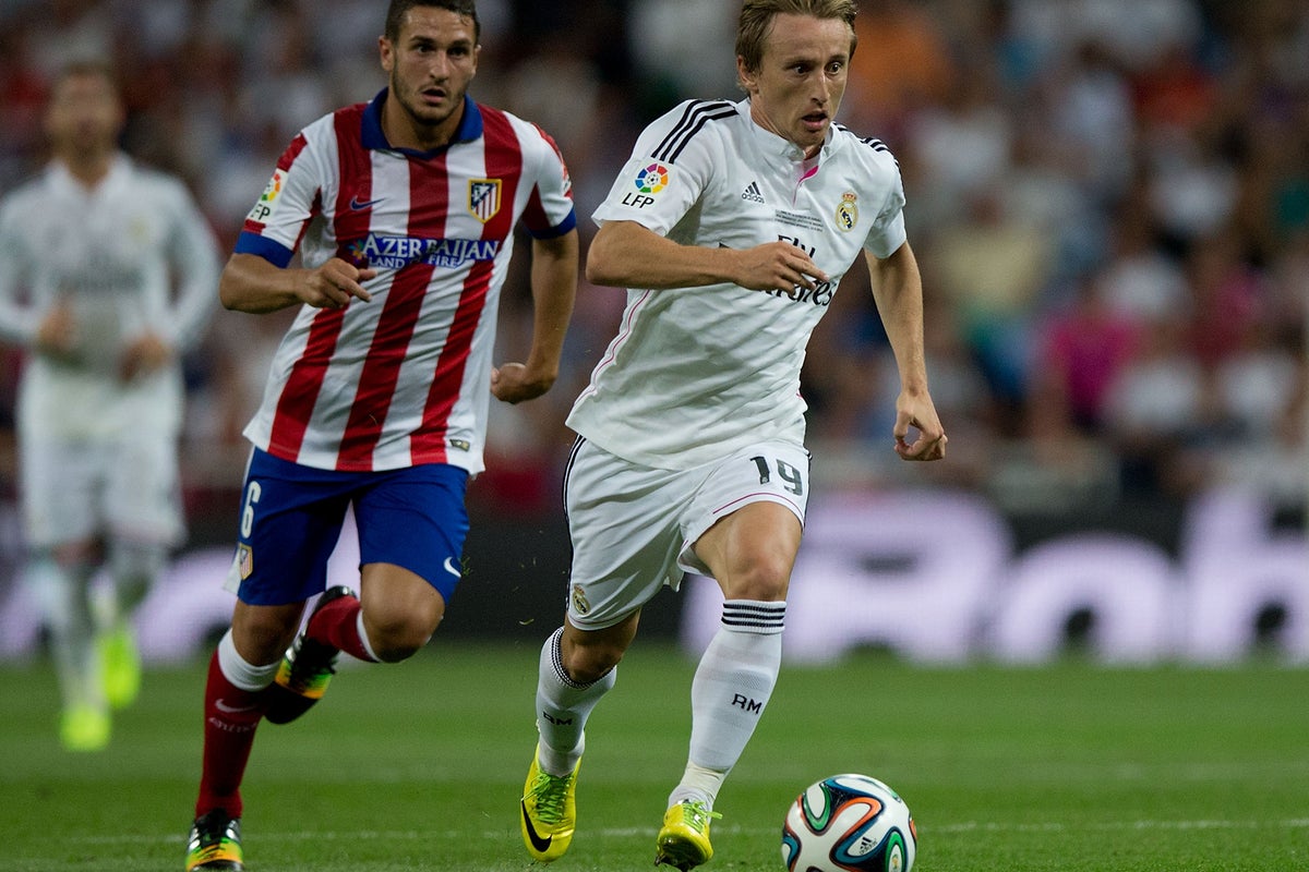 Luka Modric ends transfer speculation by agreeing new contract with ...
