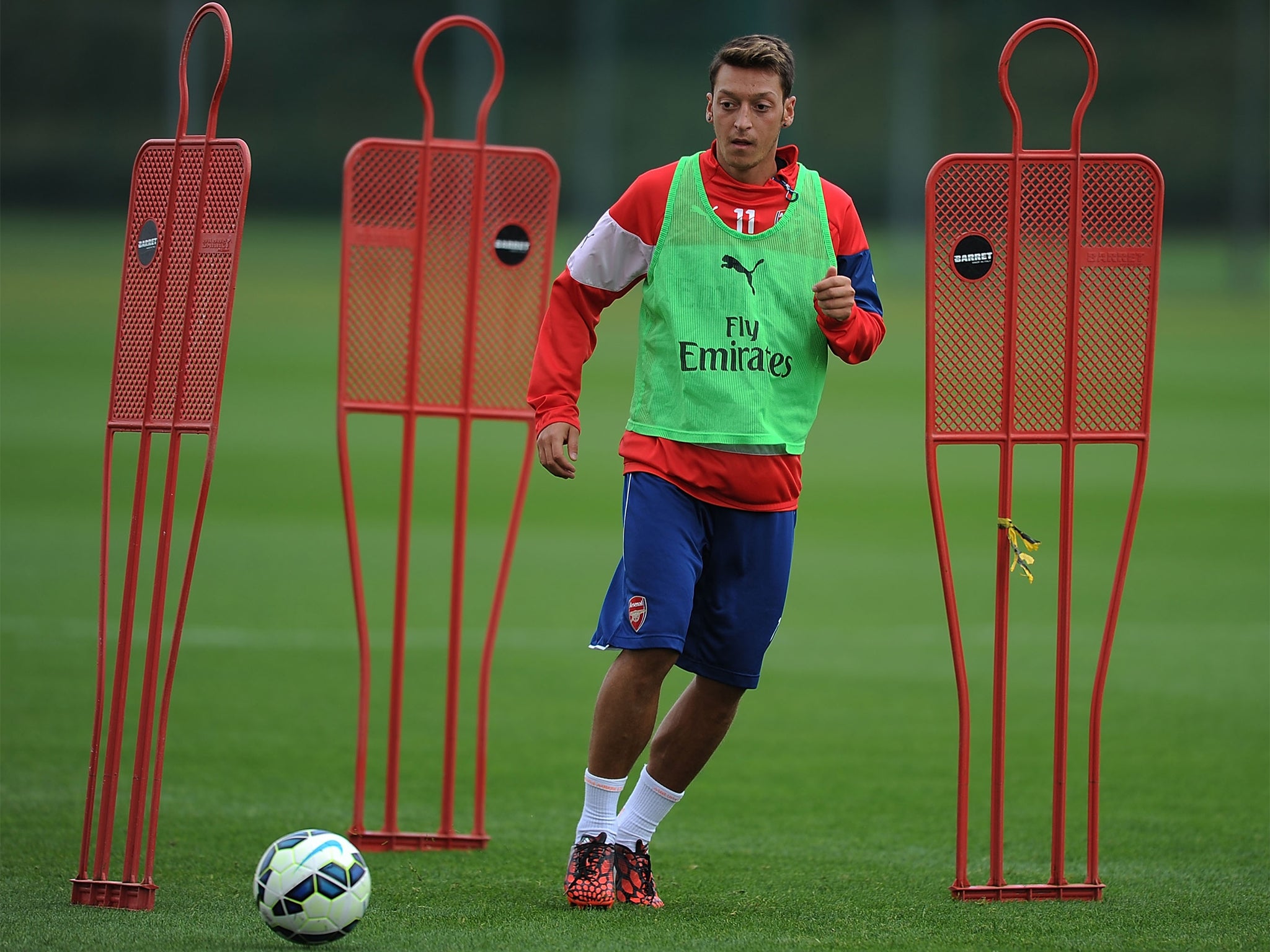 Mesut Özil trains this week ahead of a possible return to Arsenal’s squad to face Everton