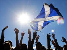 Murdoch back among ‘great Scottish people’