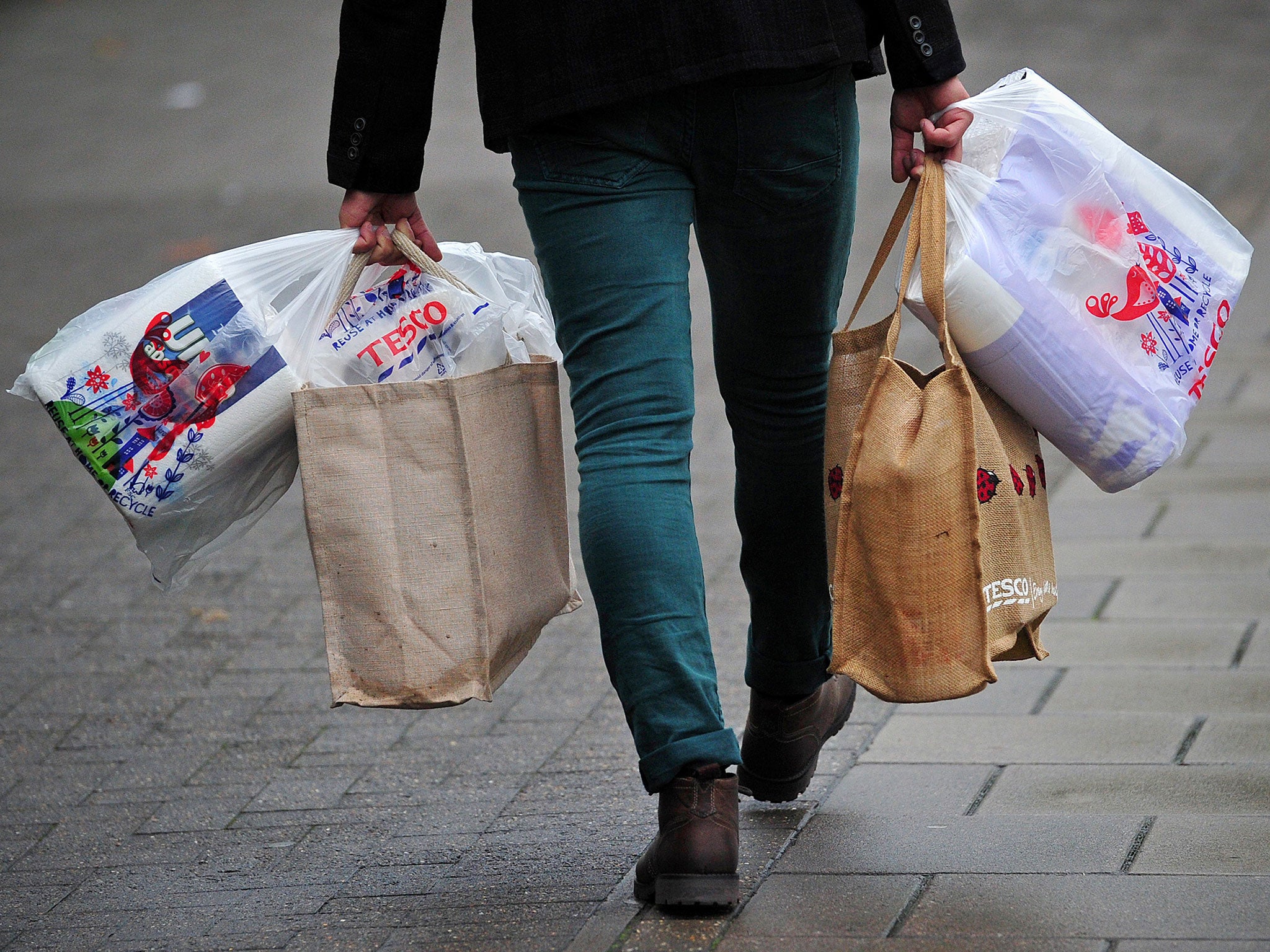 Supermarkets agree to keep the same prices nationally