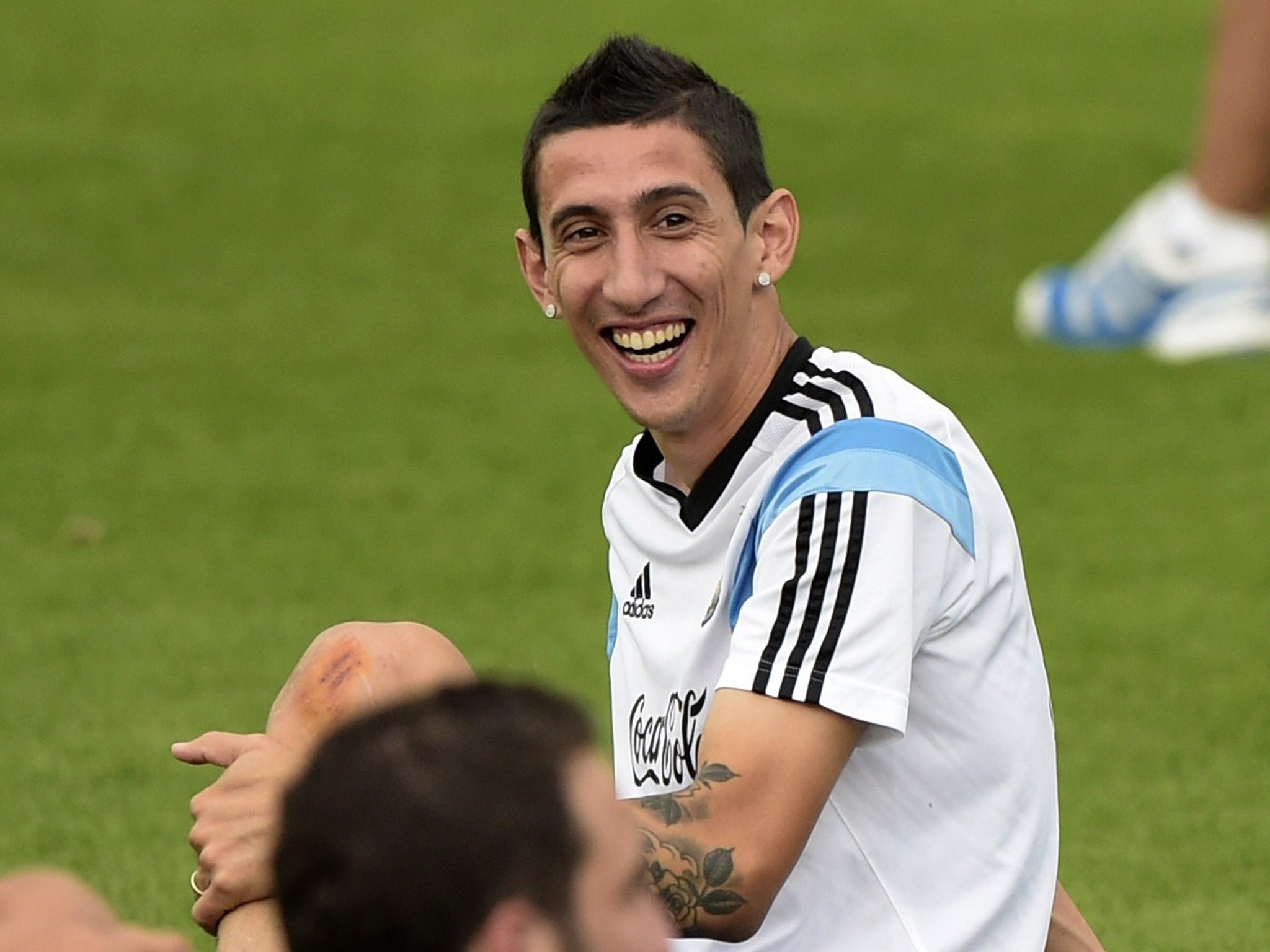 Angel Di Maria trains with Argentina during the World Cup
