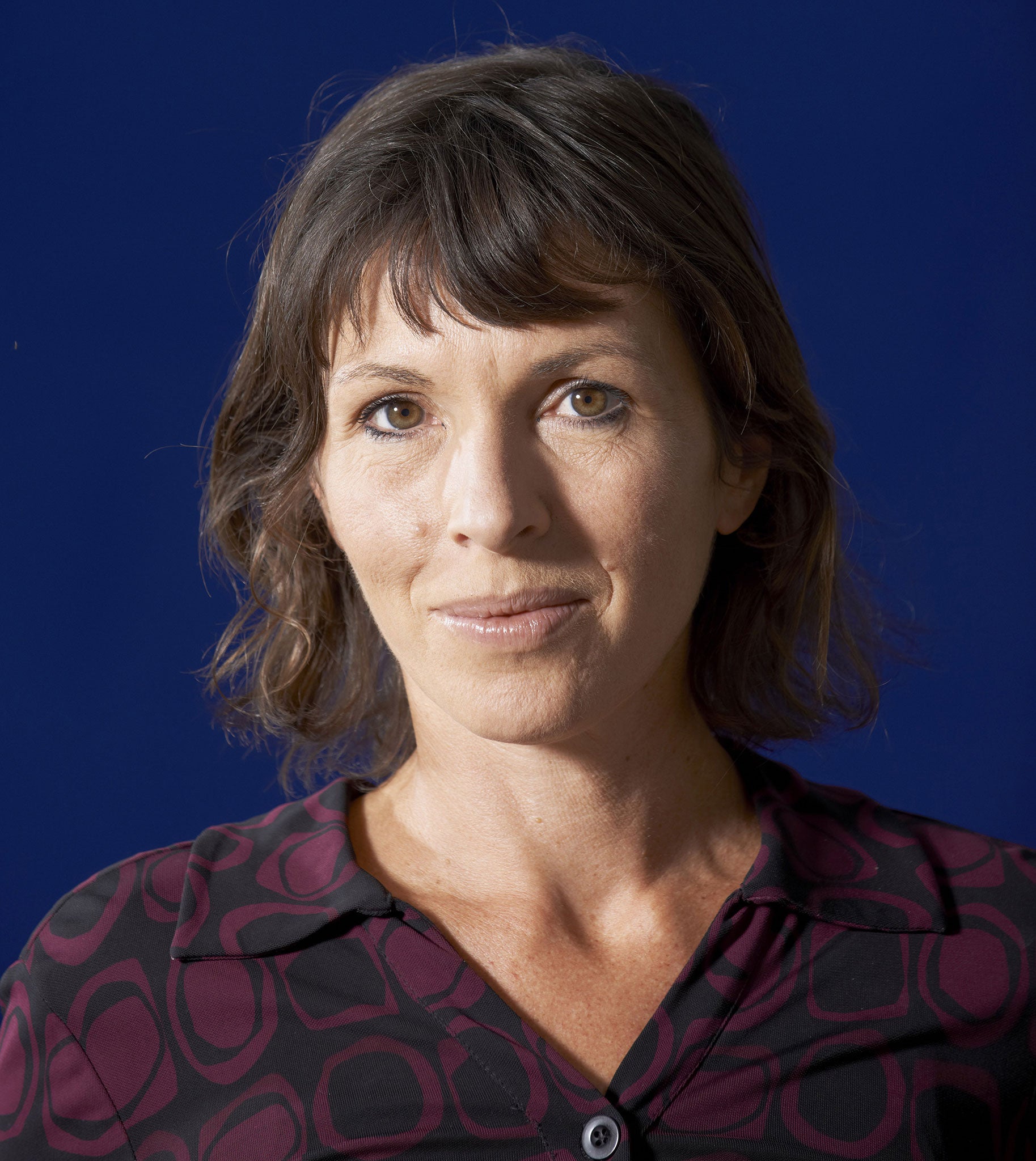 Outline By Rachel Cusk Book Review What It Means To Be A