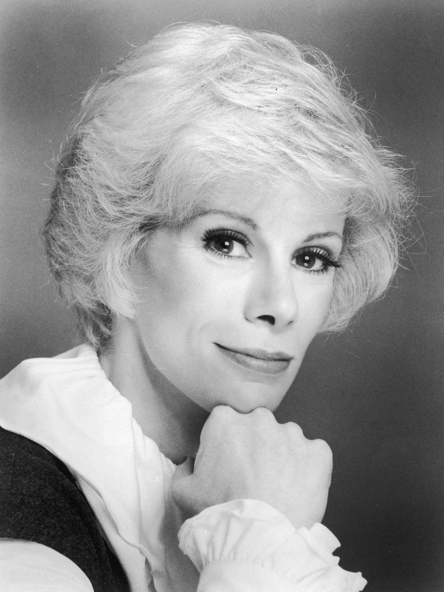 Joan Rivers in the 1960s, at the time she was performing in comedy clubs in New York