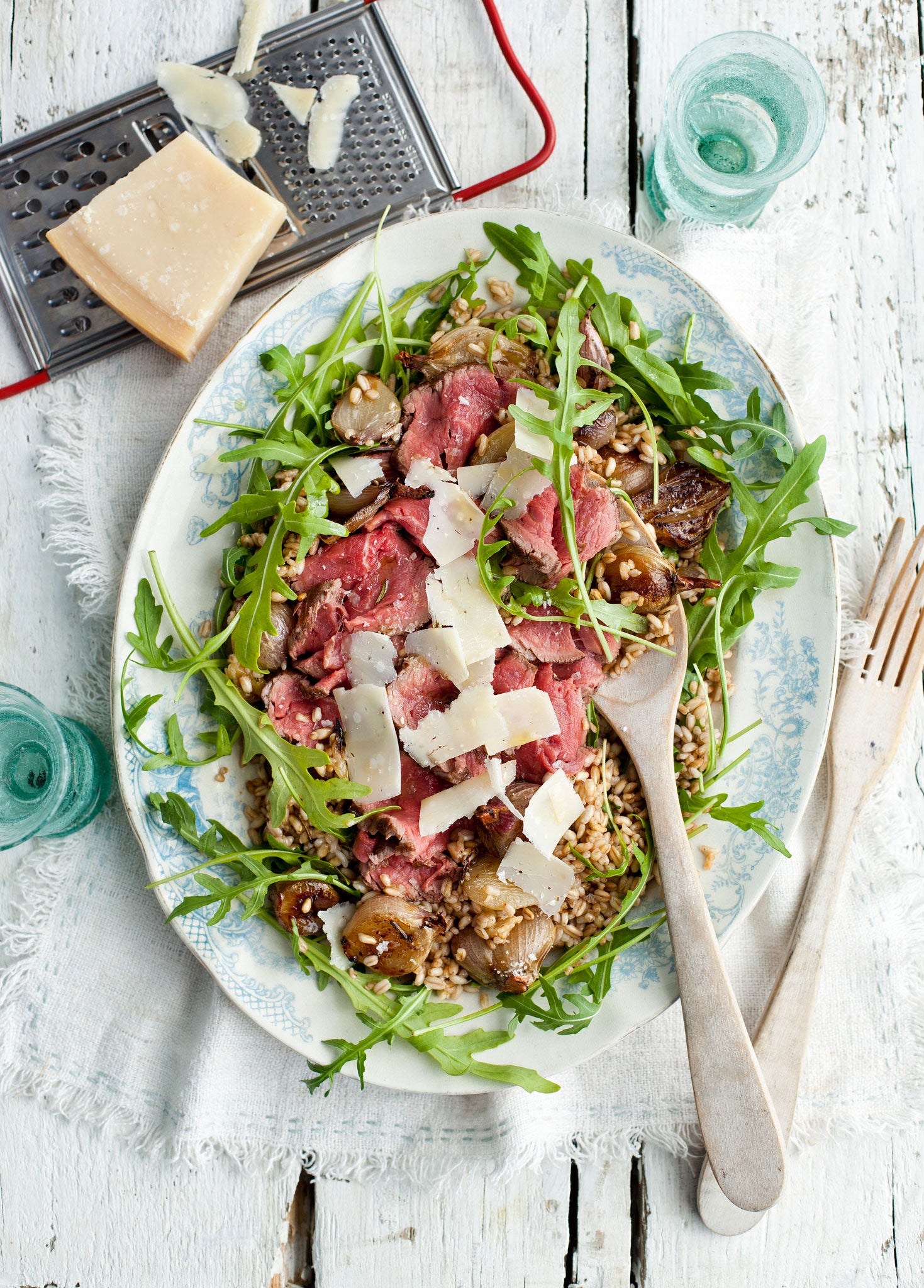 Sticky-onion spelt with seared beef and Parmesan