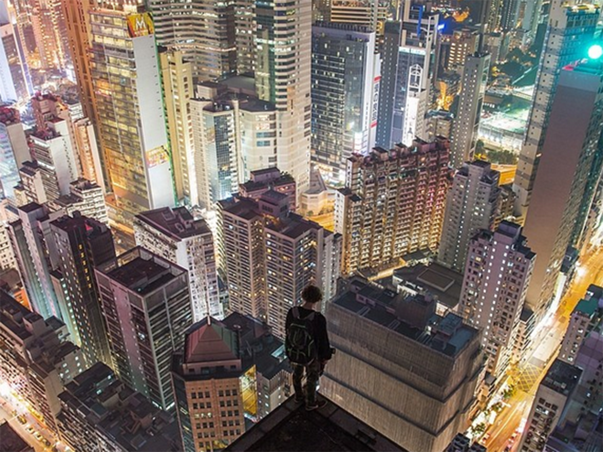 Instagram daredevils get thousands of followers
