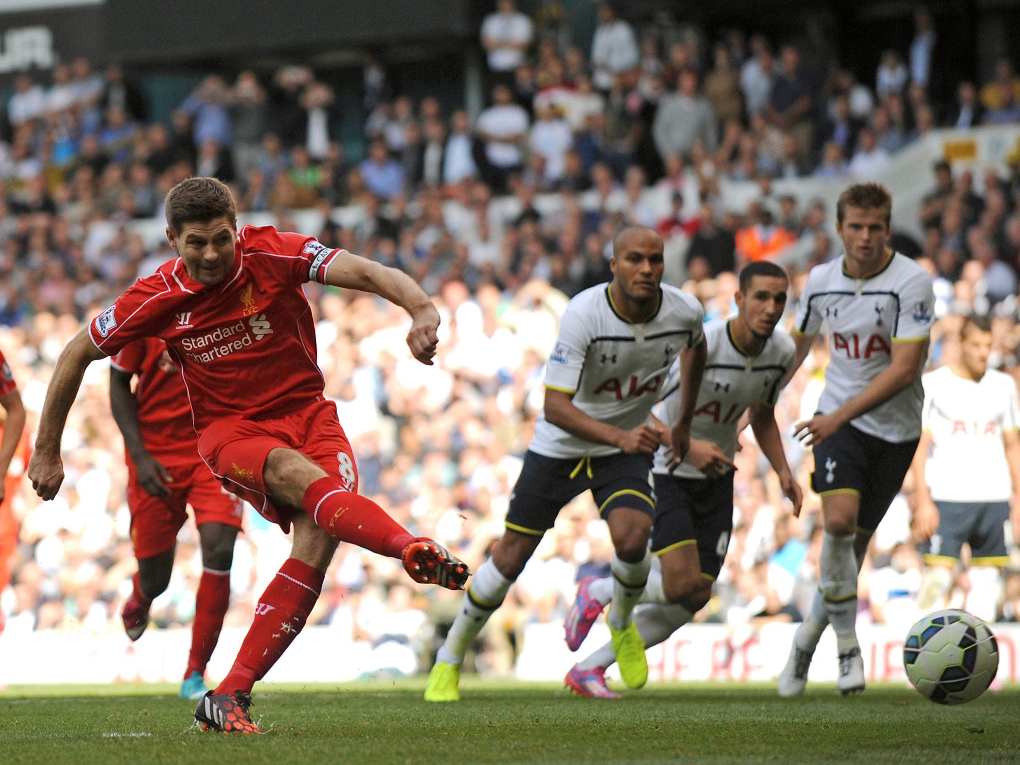 Steven Gerrard scored Liverpool's second from the spot