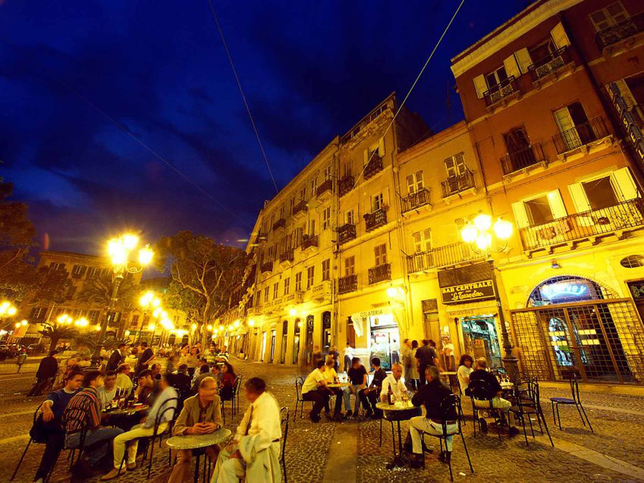 Cagliari's central piazza