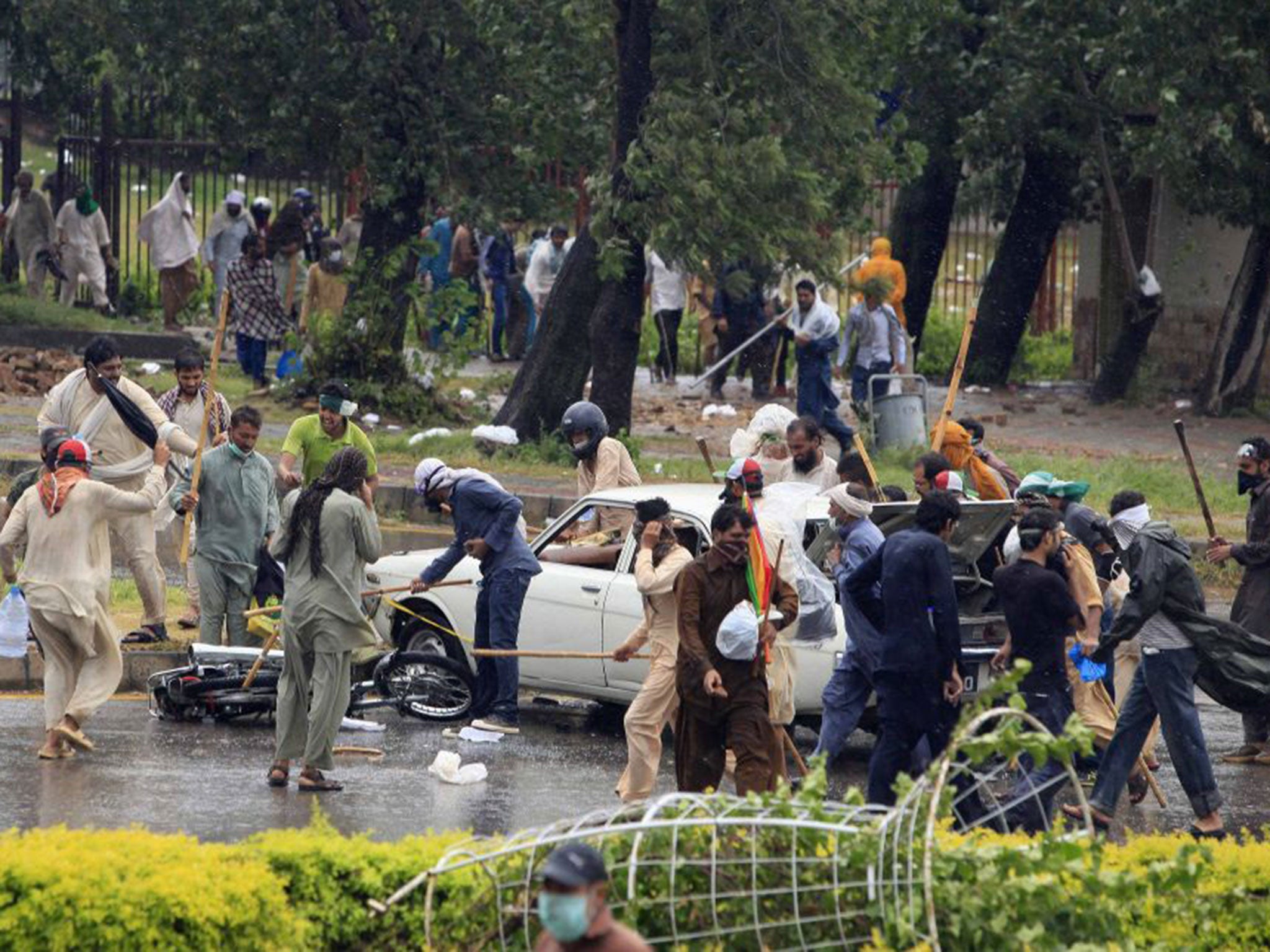 Supporters of Tahir-ul-Qadri in Islamabad on Monday