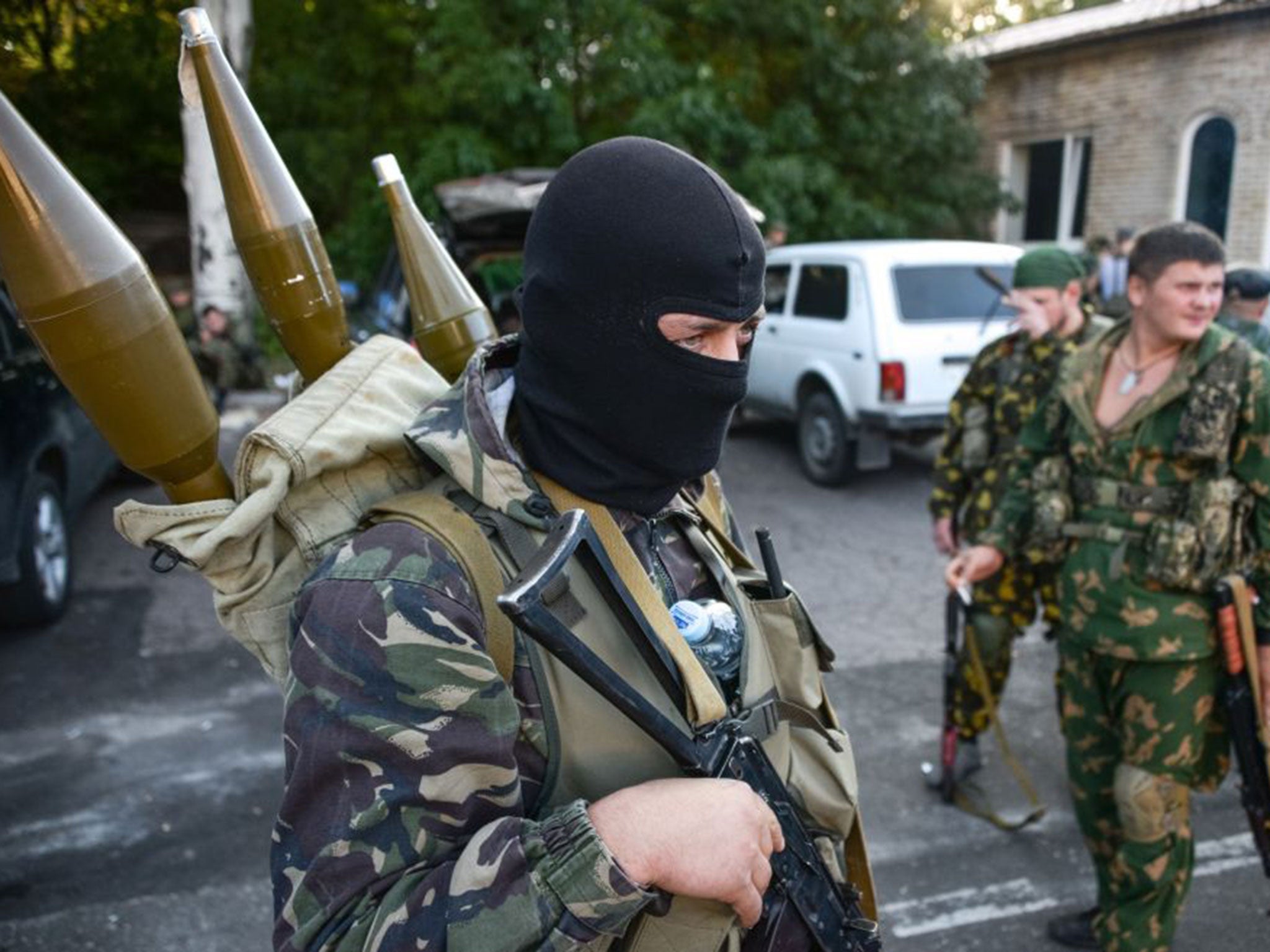 Shelling has been heard in Mariupol in eastern Ukraine, challenging the ceasefire