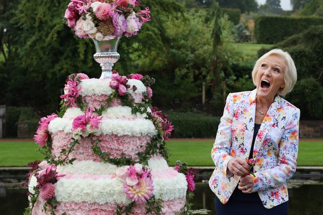 TV presenter Mary Berry does absolutely loves cakes, just look at that face