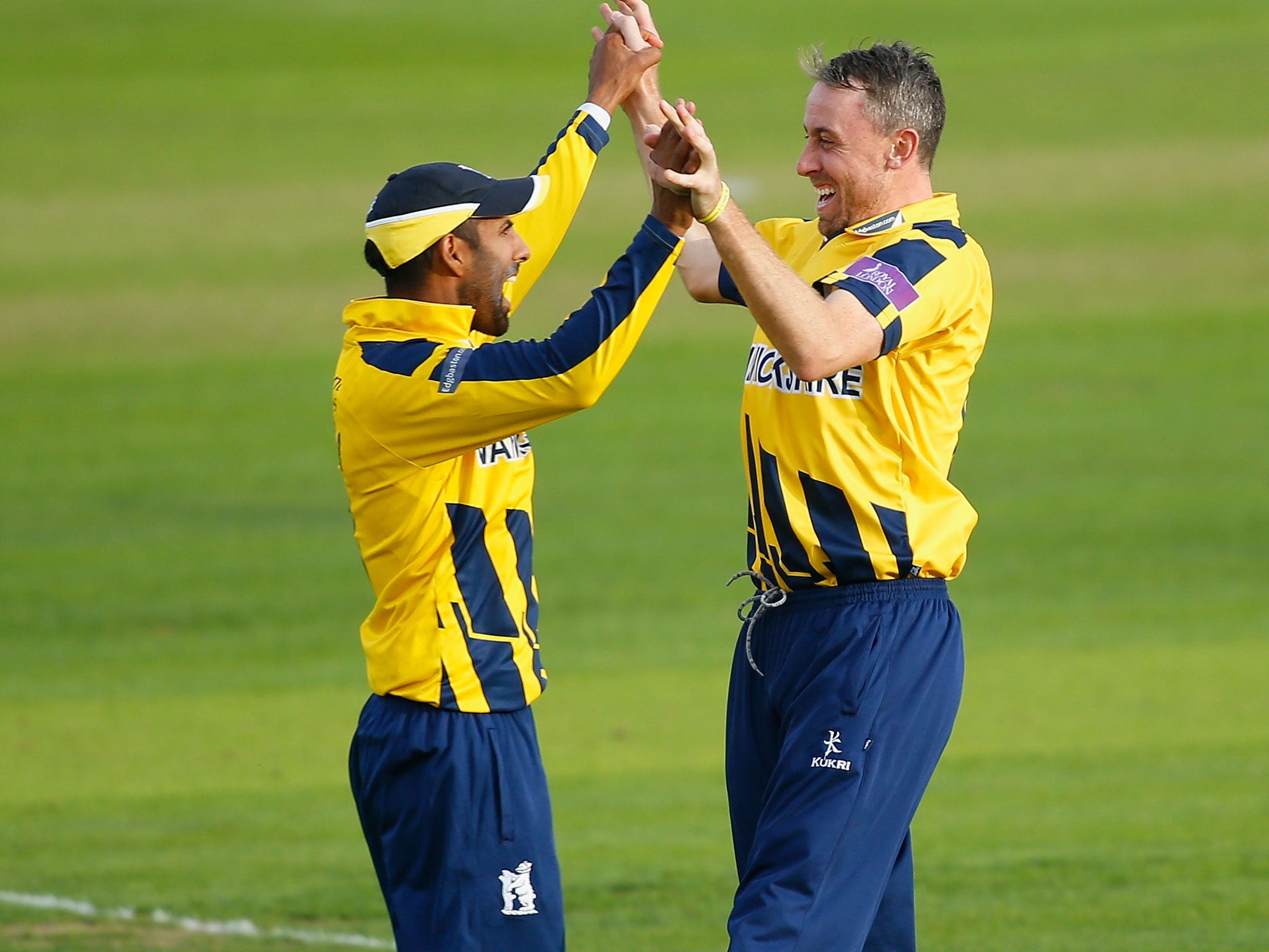 Warwickshire's Rikki Clarke (right) celebrates with team-mate Varun Chopra after he dismissed Tom Westley of Essex during the Royal London One-Day Cup quarter final