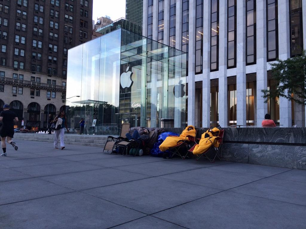 Queues have already begun for the iPhone 6