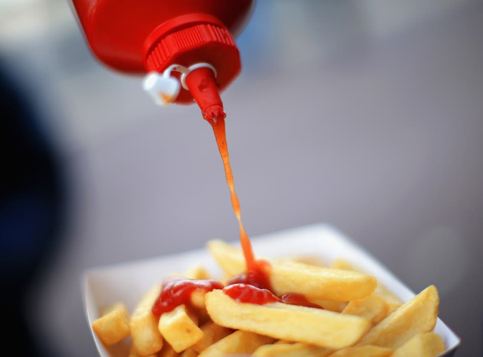 Chef says he reserves the right to refuse serving ketchup