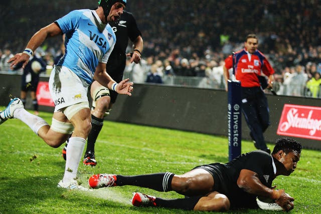 Julian Savea crosses the line for a try in New Zealand's 28-9 win over Argentina