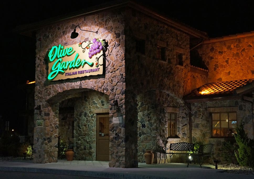Coronavirus Olive Garden Gives Staff Paid Sick Leave As Food