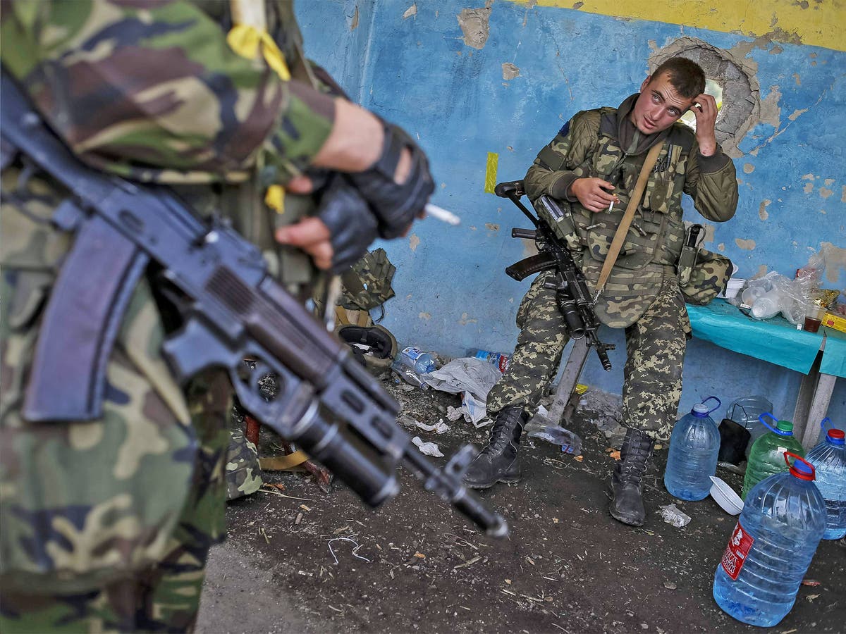 Помощь украинским военным. Война Украина Словакия. Вооружённый конфликт на востоке Украины фото. Вооружённый конфликт на востоке Украины видео. Гаранич в 2014 фото российских солдат.