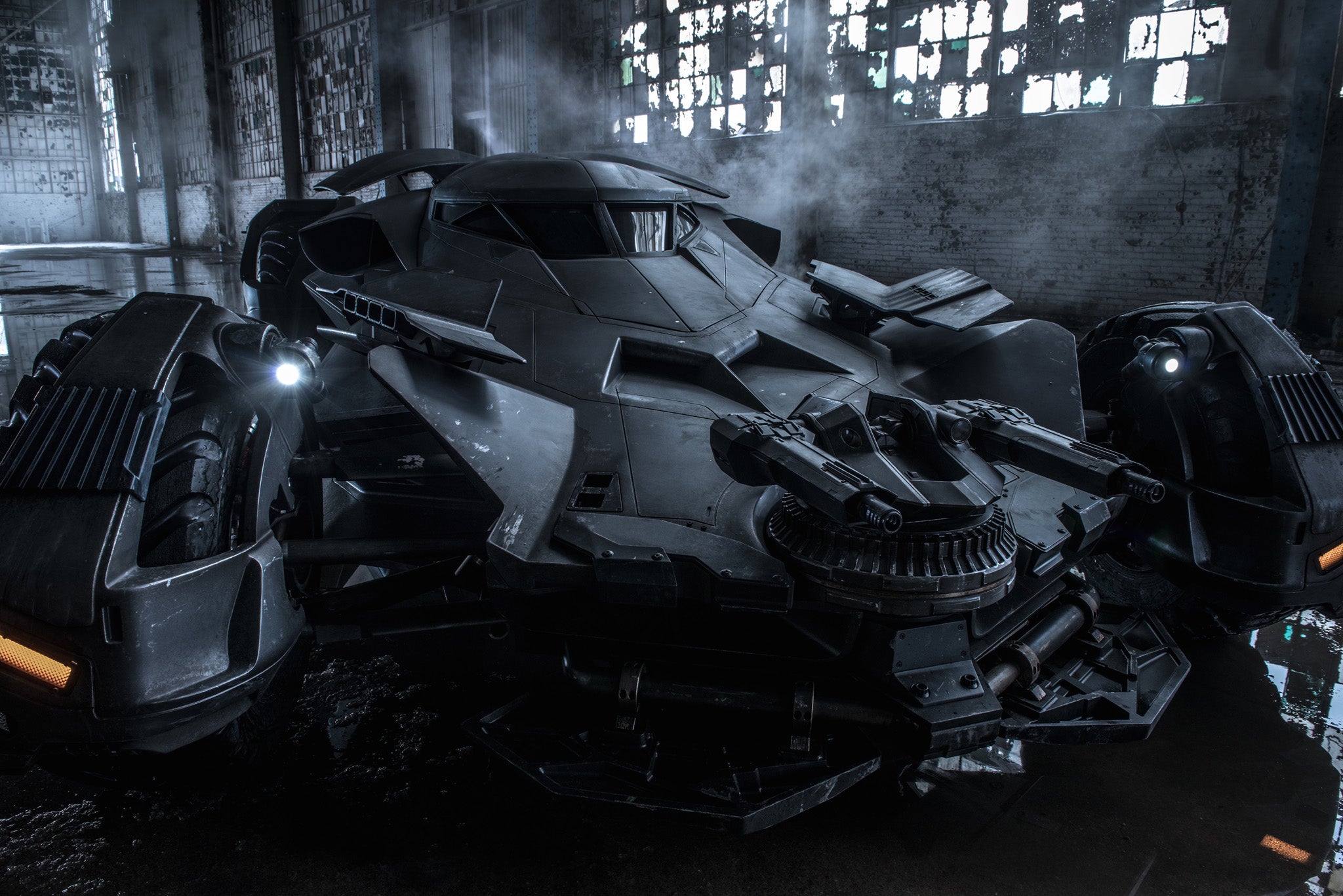 Zack Snyder has released the first full picture of the Batmobile