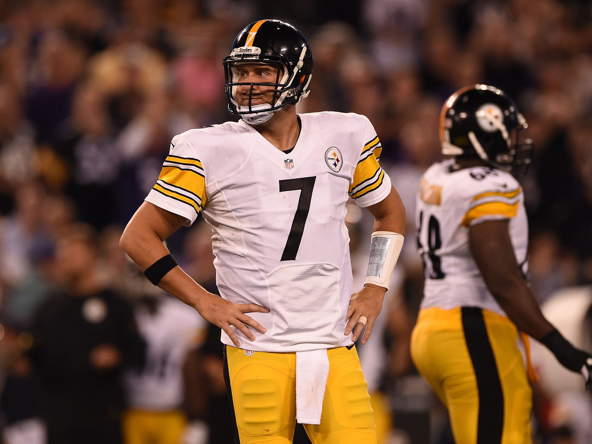Steelers quarter-back Ben Roethlisberger looks on disconsolately