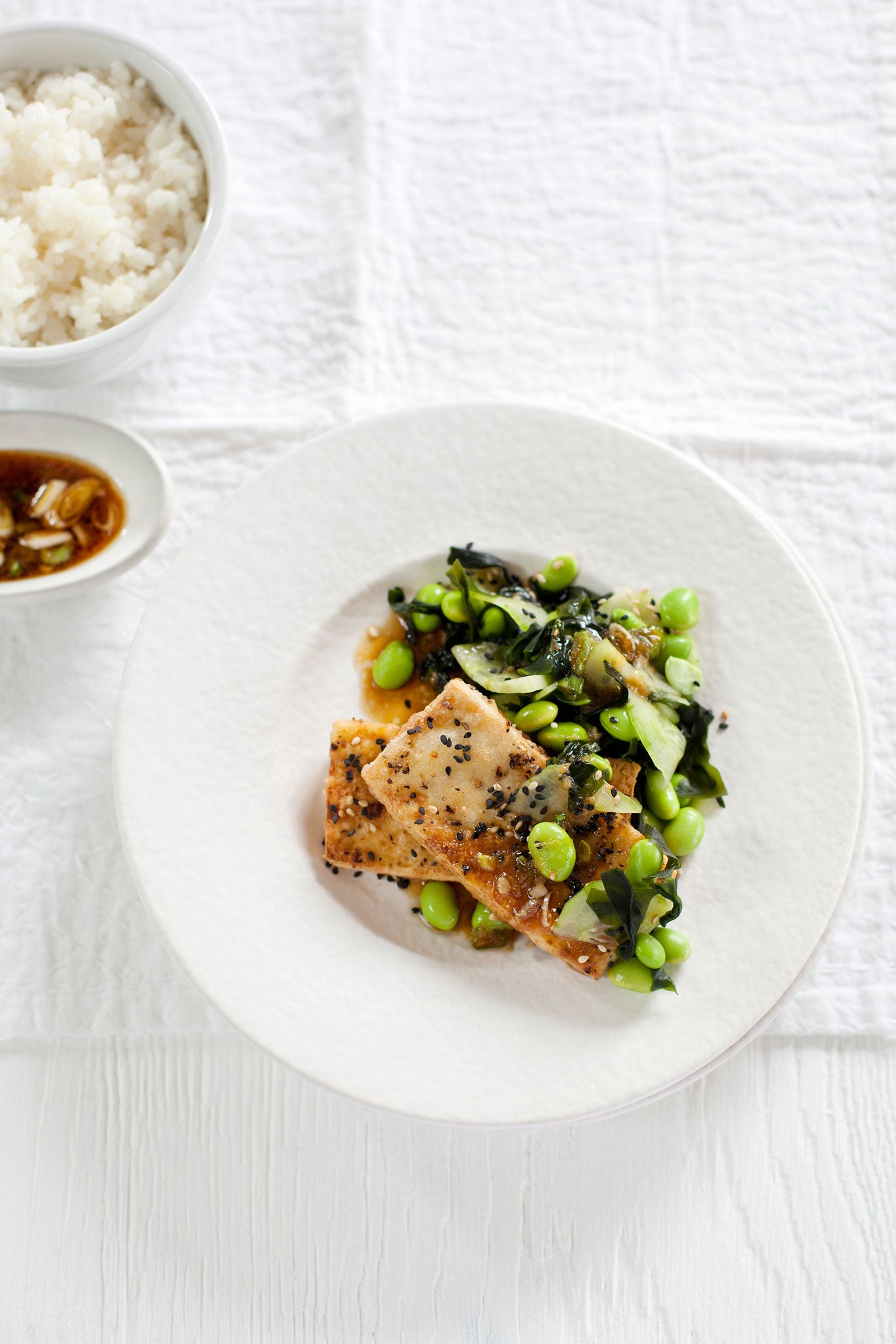 Grilled tofu steak with ginger and edamame