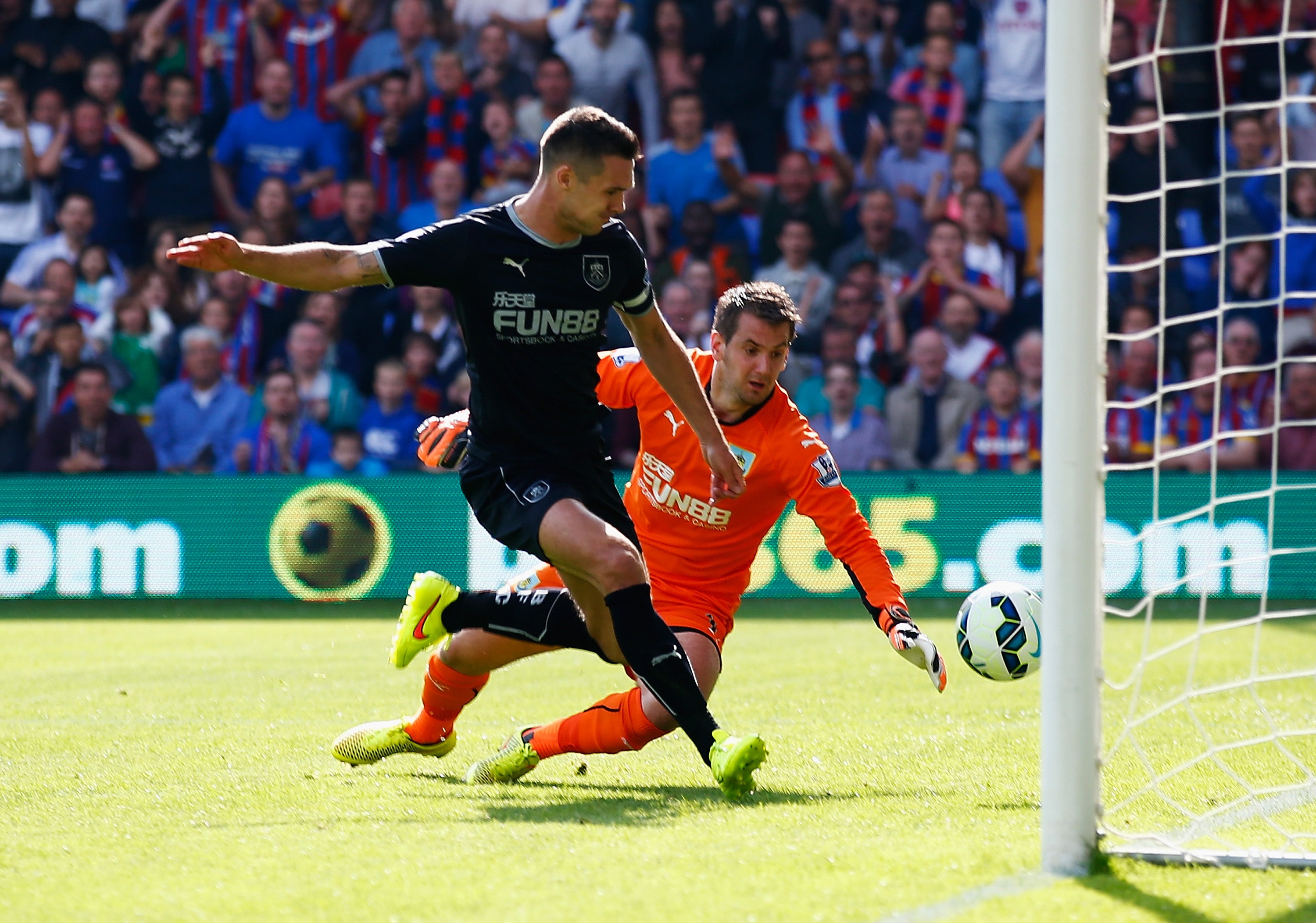 Jason Shackell clears off the line