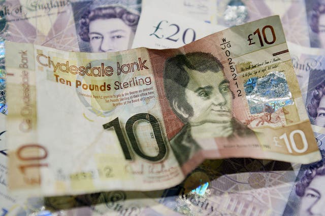 Yes and NO camps in the Scottish referendum continue to debate wether Scotland can keep the Pound as its own currency