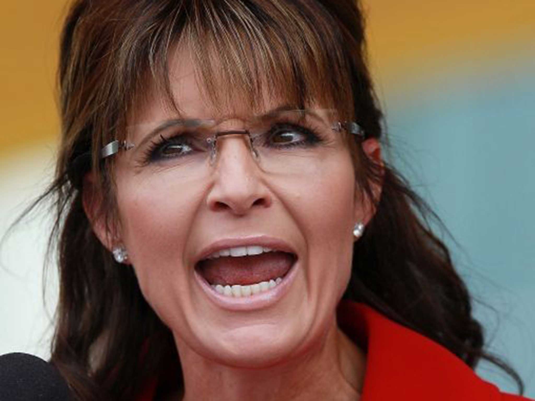 Sarah Palin offers America a 'global apology' for failing in 2008