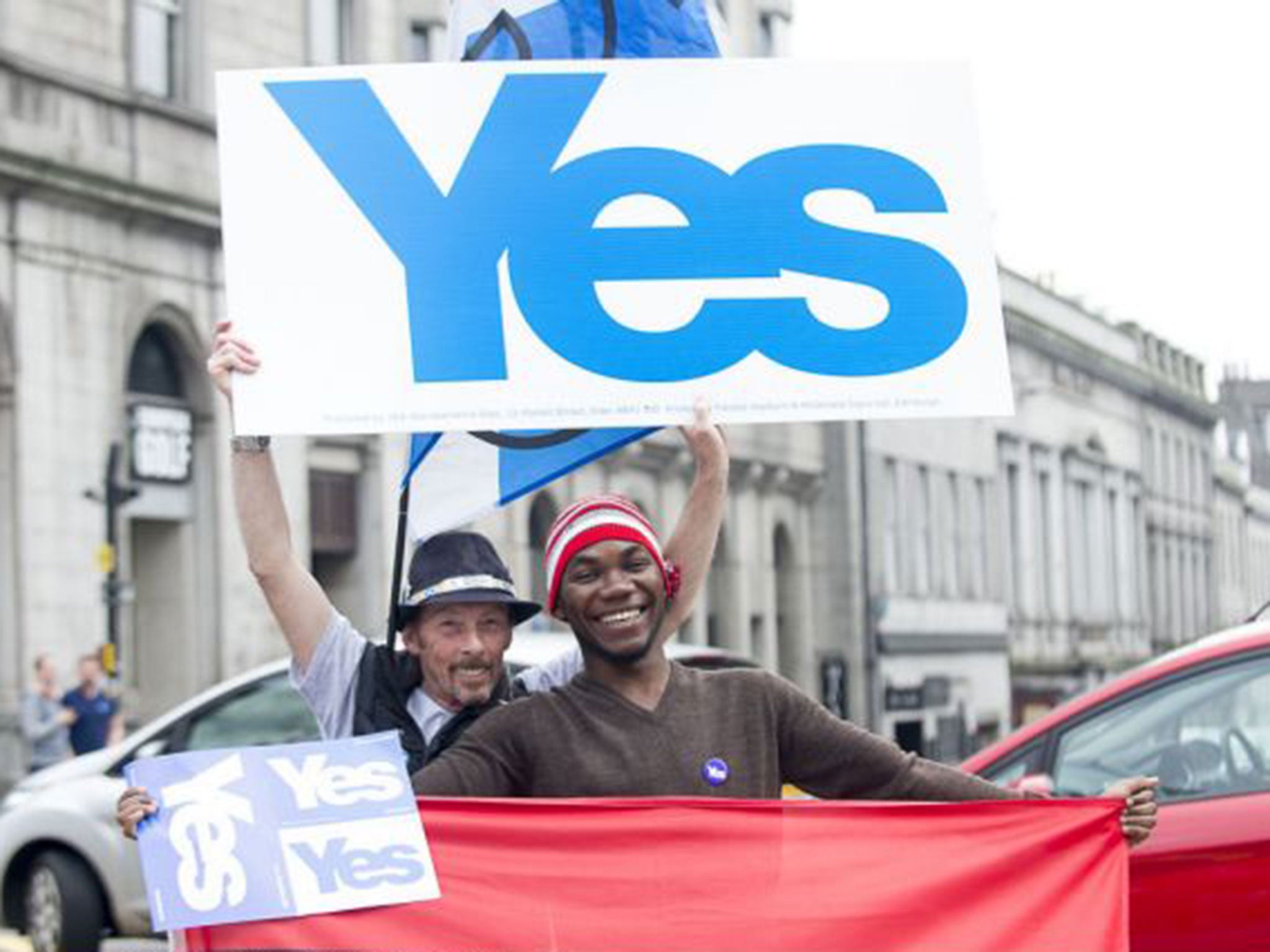Street campaigners in Aberdeen rallying for the Scottish Referendum Vote