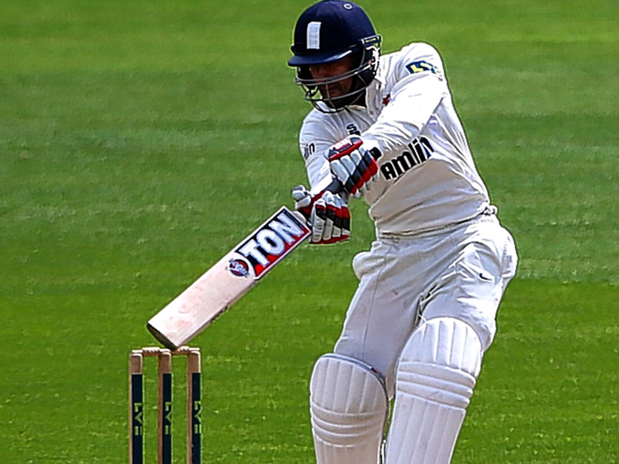 The Essex batsman Ravi Bopara is looking ominously well set against Leicestershire