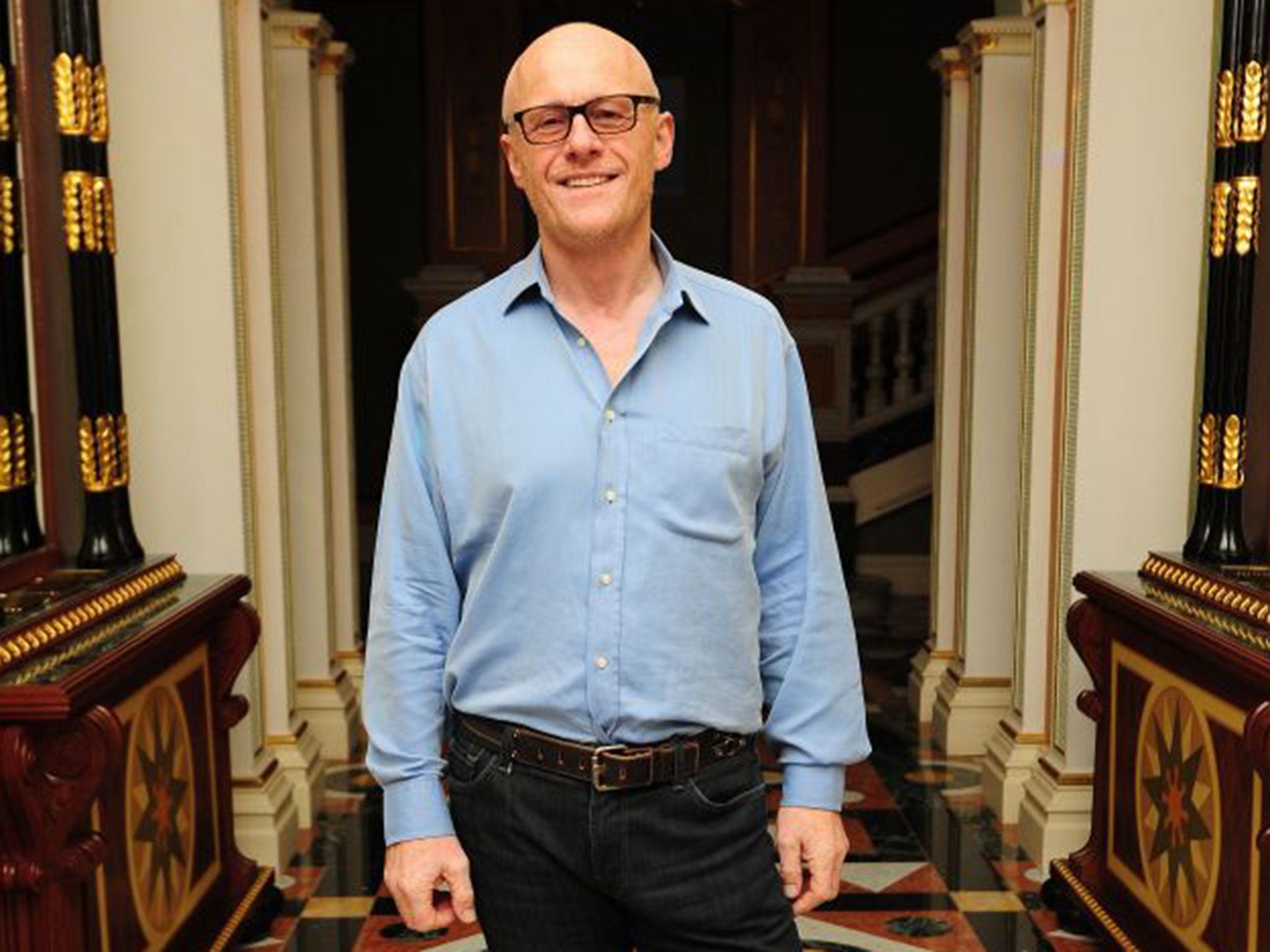 Phones 4U’s founder John Caudwell wants an investigation into whether there has been collusion between Carphone Warehouse and the networks