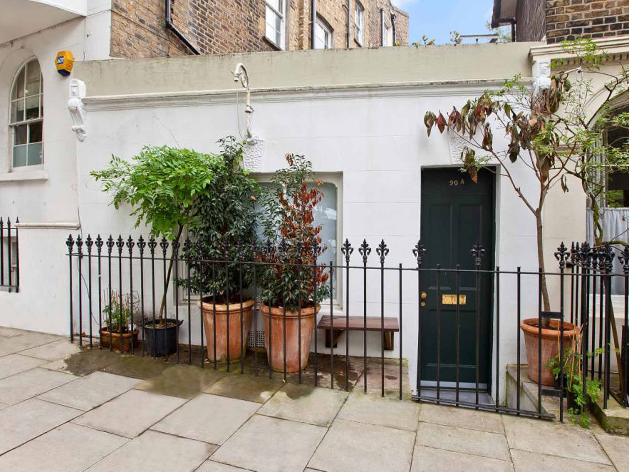 One bedroom terraced house for sale, Richmond Avenue, Islington, London N1. On with Winkworths for £275,000.
