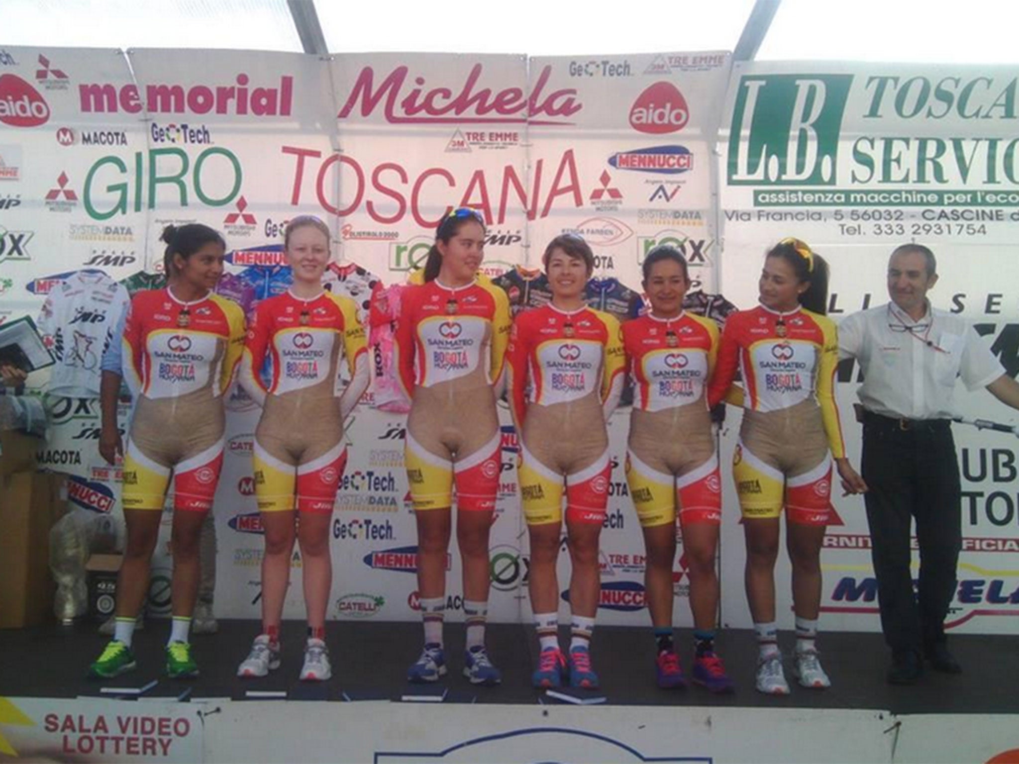 A women's cycling team from Colombia has defended their flesh-coloured uniform after causing a stir on social media and attracting criticism from the International Cycling Union (UCI) president.