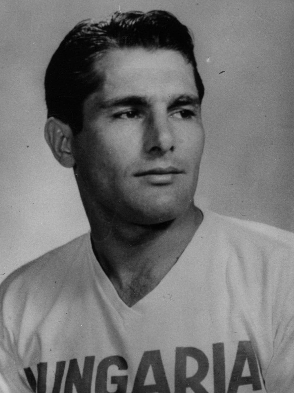 Karoly Sandor Goalscoring winger whose skills helped Hungary one of the greatest teams