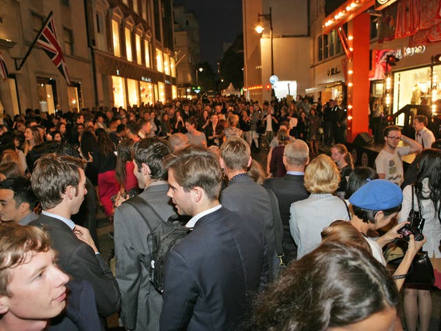 The crowd at the Vogue's Fashion Night Out 2013