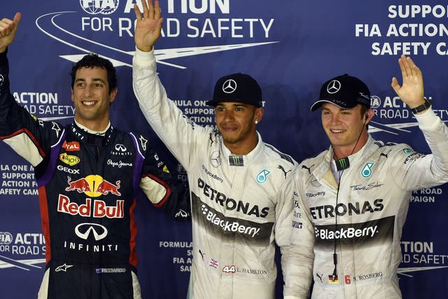 Lewis Hamilton will start the Singapore Grand Prix from pole, with Nico Rosberg second and Daniel Ricciardo third