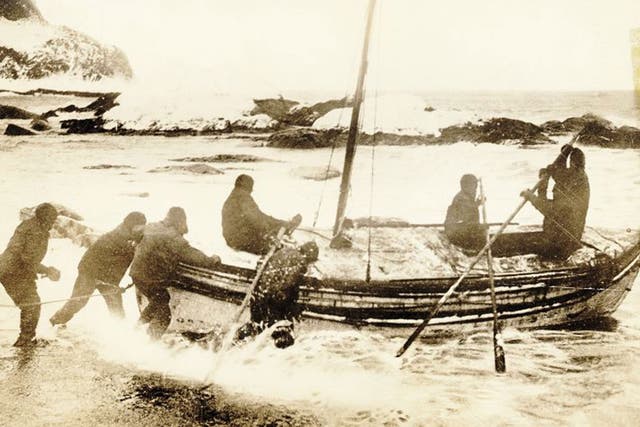Shackleton with his expedition crew leaving Elephant Island in 1916