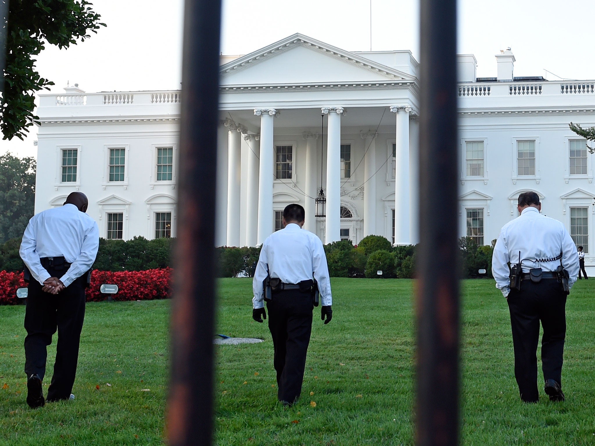 The Secret Service has been shown up in a damning new report detailing how an intruder wielding a knife was able to get deep inside the White House