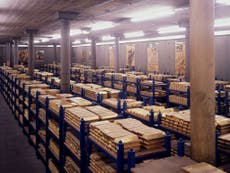 Royal Mint puts its gold bullion up for sale