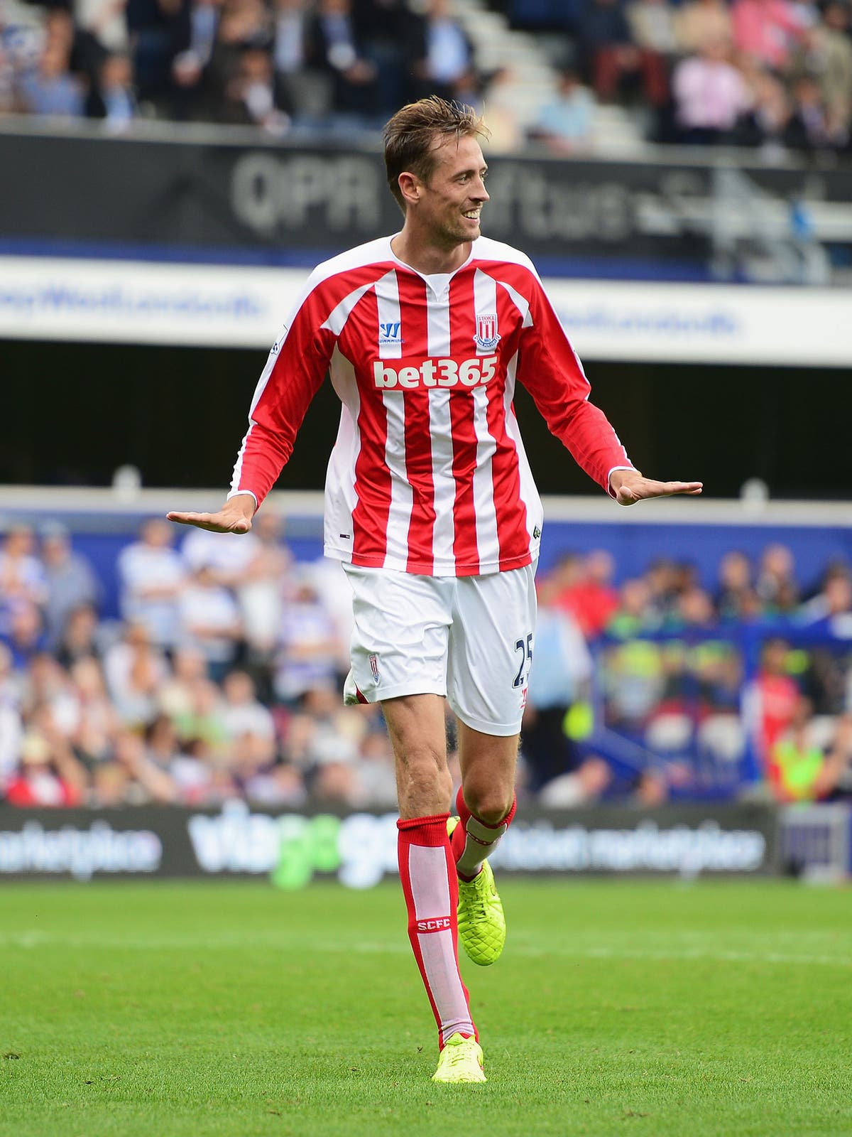 Ex-Spurs and Liverpool striker Peter Crouch would 'love' QPR