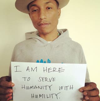 Alicia Keys leaks own nude photo 'to create a kinder and more peaceful