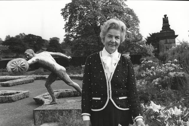 The Duchess Of Devonshire At Chatsworth House 