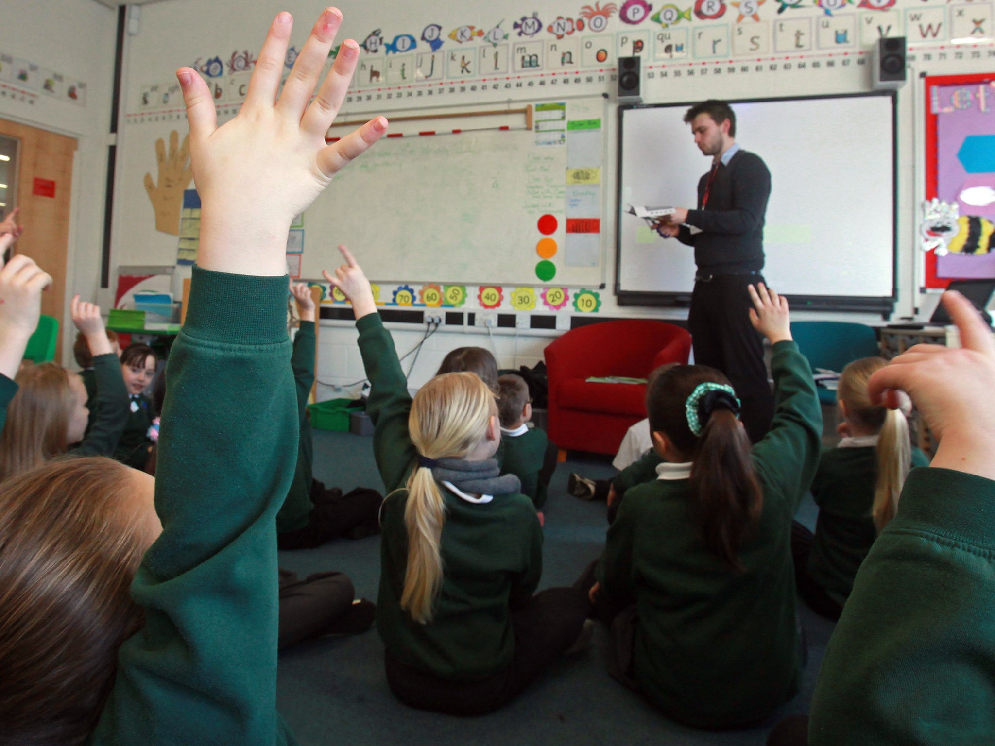 The best teachers should get a 25 per cent pay rise to work in disadvantaged areas